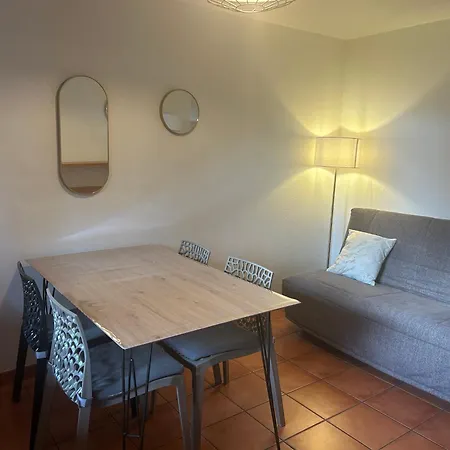 1 Chambre, Proche Centre شقة